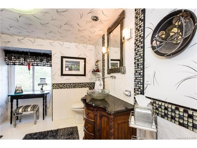 Matthews Manor Bed & Breakfast Εξωτερικό φωτογραφία