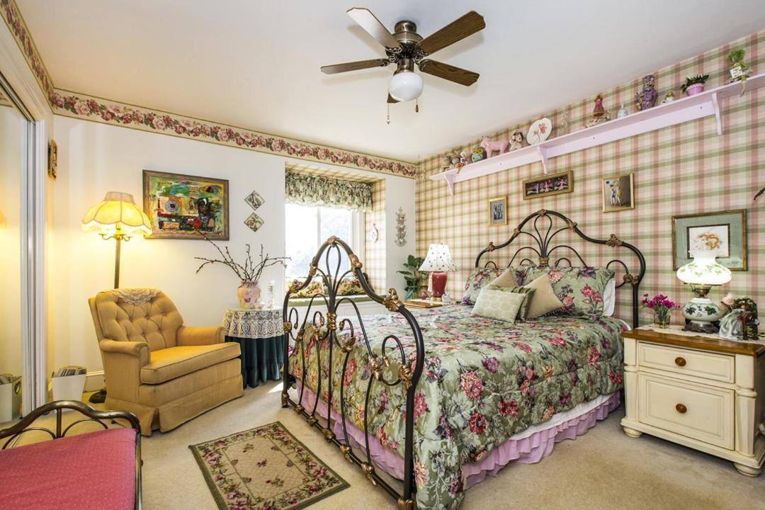 Matthews Manor Bed & Breakfast Εξωτερικό φωτογραφία